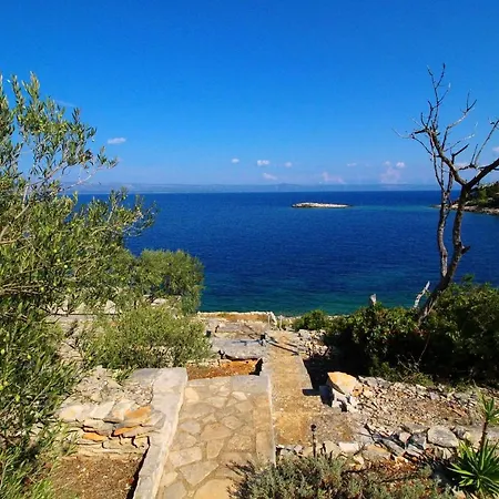 Robinson House Biondina - Two Bedroom House With Terrace And Sea View Blato (Korcula)
